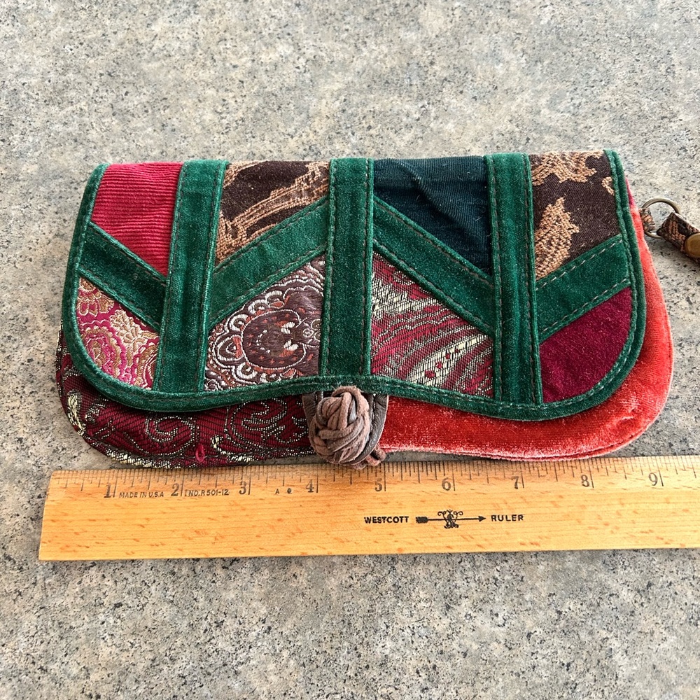 👜 [Lucky Brand] Clutch Wristlet Wallet Velvet Patch Gypsy Hippie Bohemian Purse